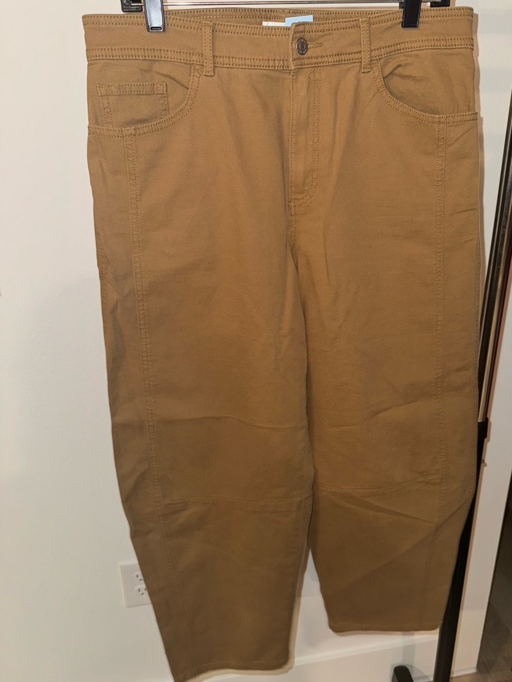 NWT LOFT Women’s Khaki/Tan Slim Barrel Straight-Leg Ankle Pants